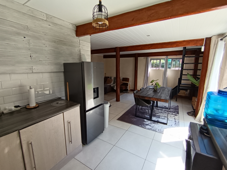 2 Bedroom Property for Sale in Hickmans River Eastern Cape